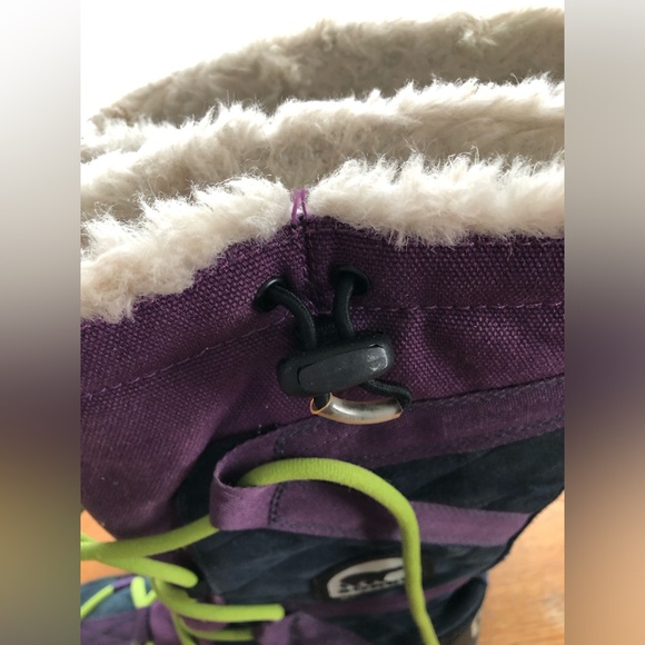 Sorel Glacy Explorer Women’s Tall Boot Purple, Navy, & Lime Green 7 waterproof - Picture 4 of 14